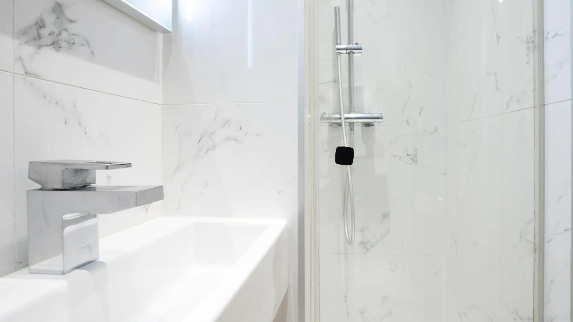 Appartement Strasbourg Saint Denis Paris 2 - 2P - Flat-Guest France